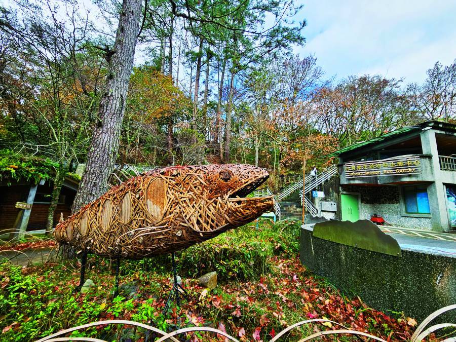瓦拉米步道美景